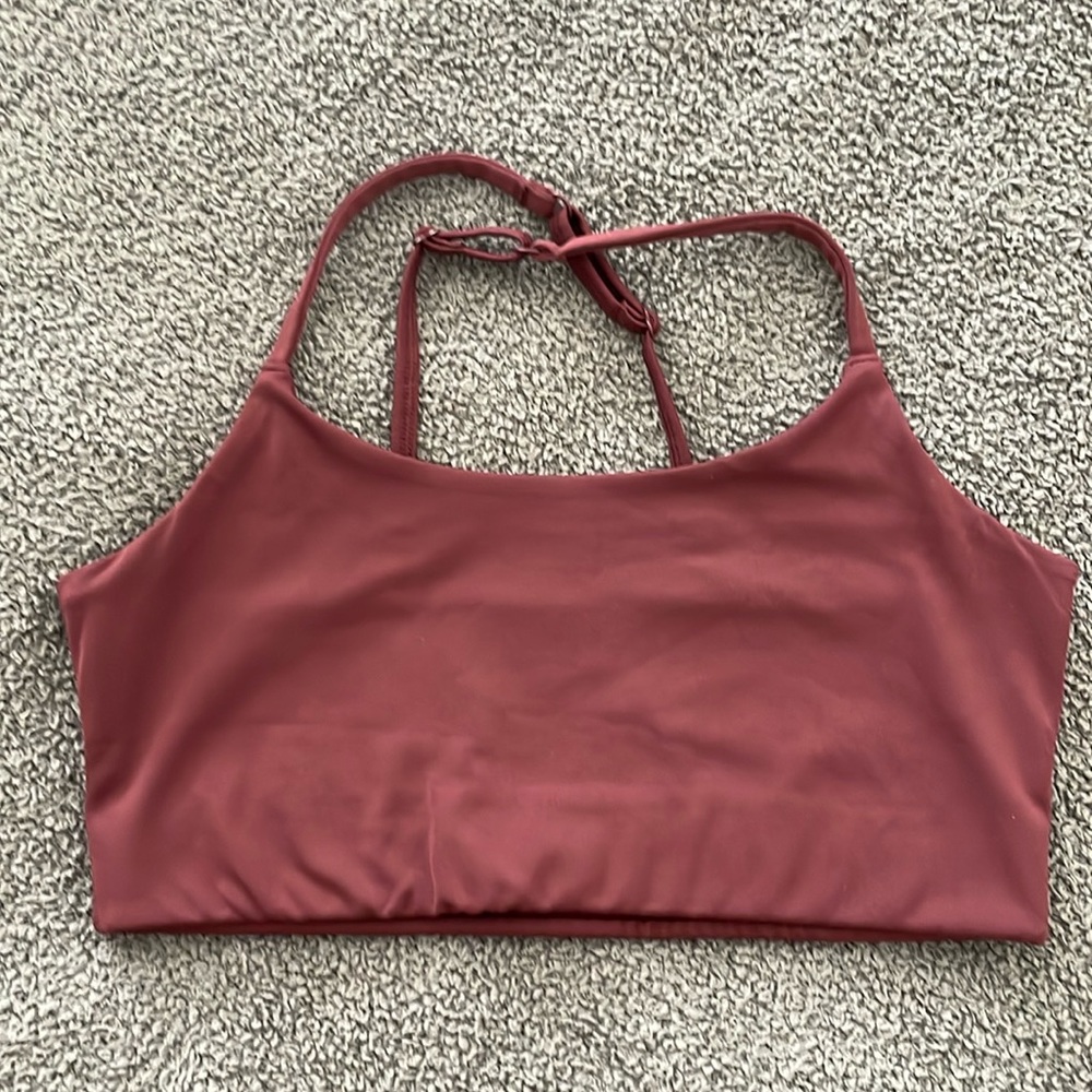 Girlfriend Collective - Sports Bra (Juliet style, color - berry)